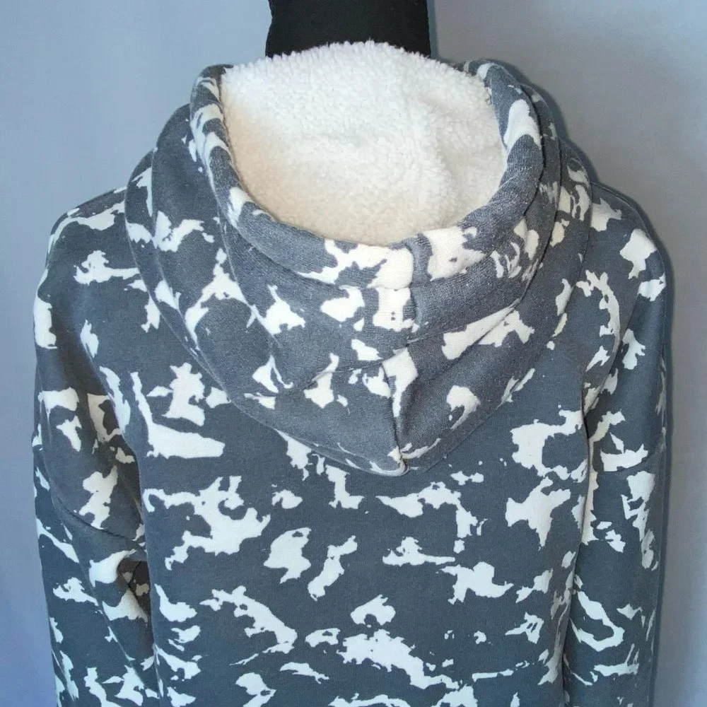 AQ Sport Hoodie Blue and White Cow Print - Picture 4 of 6